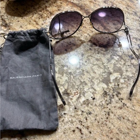 Balenciaga Silver and Black Sunglasses - Picture 5 of 12